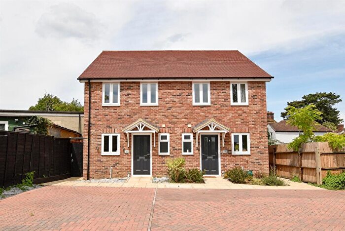 2 Bedroom Semi-Detached House To Rent In Dahlia, D New Road, Ditton, ME20