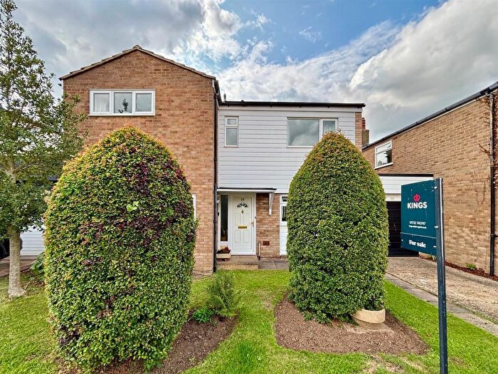 3 Bedroom Link Detached House For Sale In Clarks Lane, Halstead, TN14