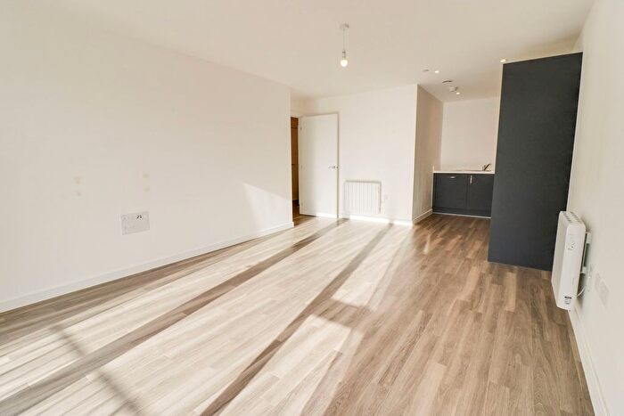 1 Bedroom Flat For Sale In Morton Peto Road, Bishop's Stortford, CM23