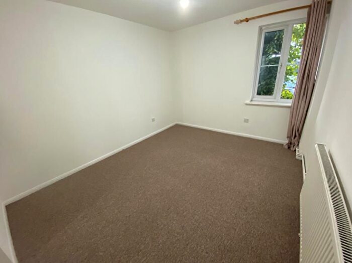 1 Bedroom Flat To Rent In Market Place, Romford, RM4