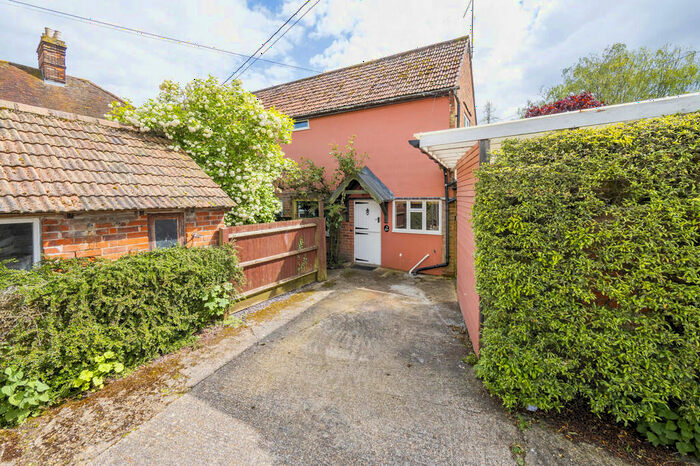 2 Bedroom Terraced House To Rent In High Street, Lavenham, CO10