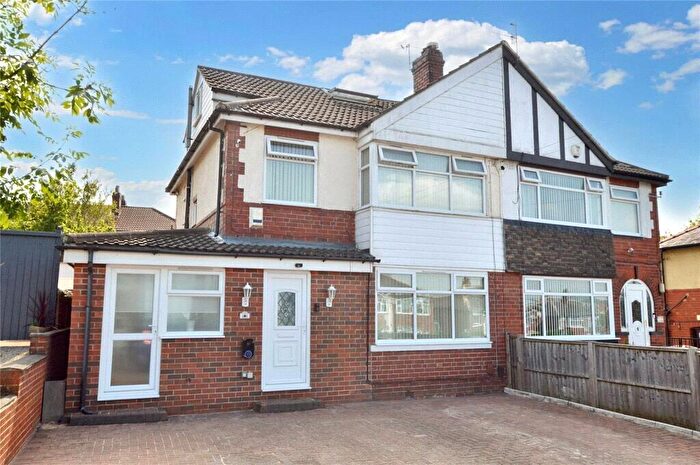 4 Bedroom Semi Detached House For Sale In Calverley Lane, Leeds, West Yorkshire, LS13