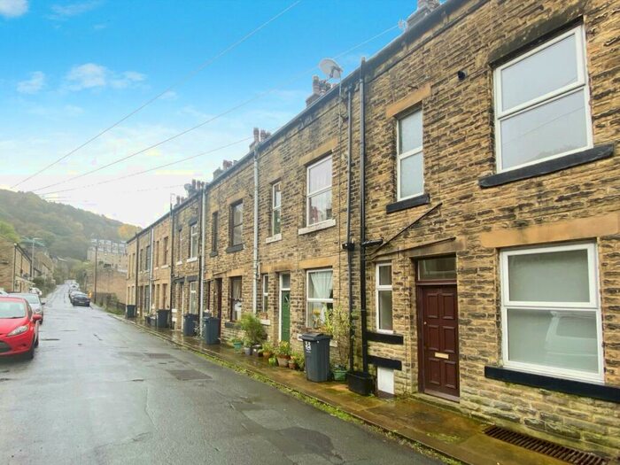 2 Bedroom Terraced House To Rent In Foster Lane, Hebden Bridge, West Yorkshire, HX7
