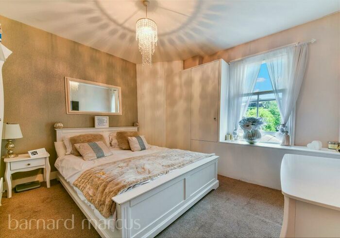 2 Bedroom Flat To Rent In Egmont Road, Sutton, SM2