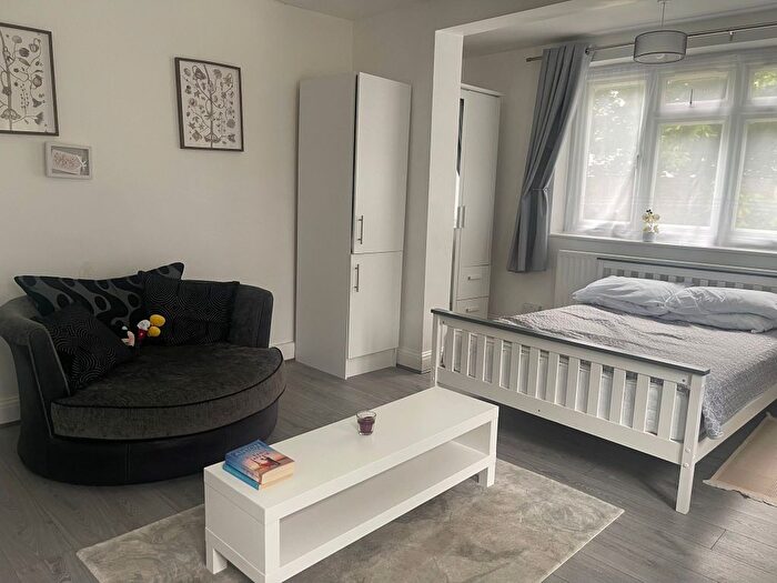 Studio To Rent In Norbury Avenue, Thornton Heath, CR7