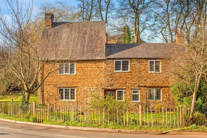 4 Bedroom Detached House For Sale In Scotland End, Hook Norton, Banbury, Oxfordshire, OX15