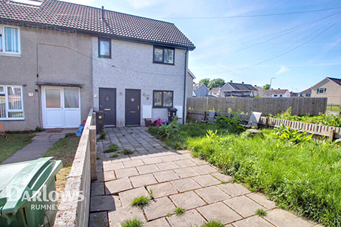 2 Bedroom Block Of Apartments For Sale In Trebanog Crescent, Cardiff, CF3