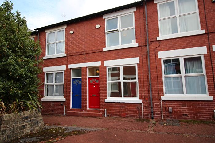 2 Bedroom Terraced House For Sale In Evans Street, Salford, M3