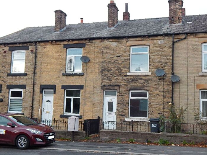 2 Bedroom Terraced House To Rent In High Street, Heckmondwike, WF16