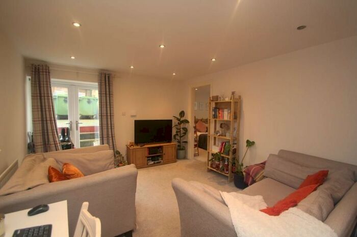 2 Bedroom Flat To Rent In Station Parade, Harrogate HG1