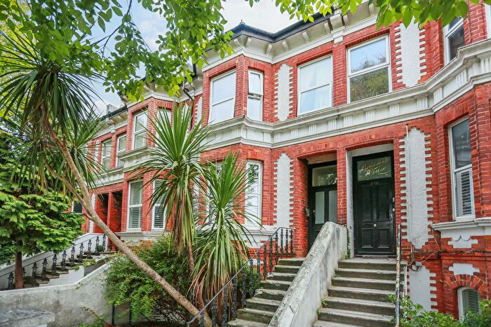 2 Bedroom Flat To Rent In New Church Road, Hove, BN3