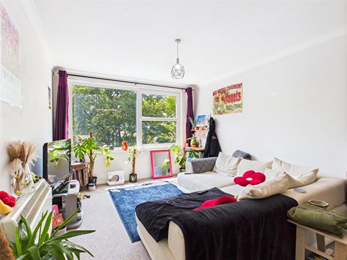 1 Bedroom Apartment To Rent In Belle Vue Court, Belle Vue Gardens, Brighton, BN2
