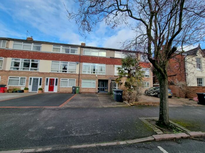 5 Bedroom Terraced House To Rent In D Russell Terrace, Leamington Spa, CV31