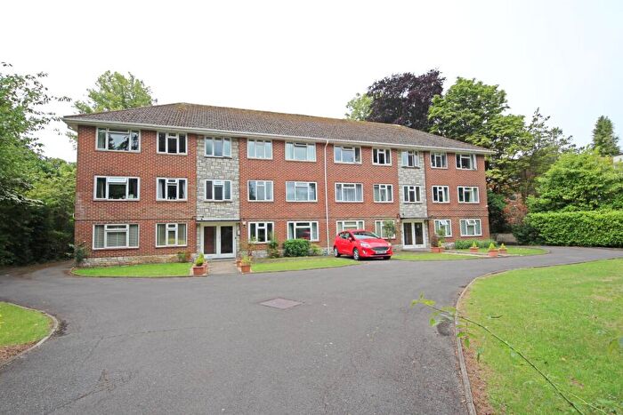 2 Bedroom Flat For Sale In Marlborough Road, Westbourne, Bournemouth, BH4