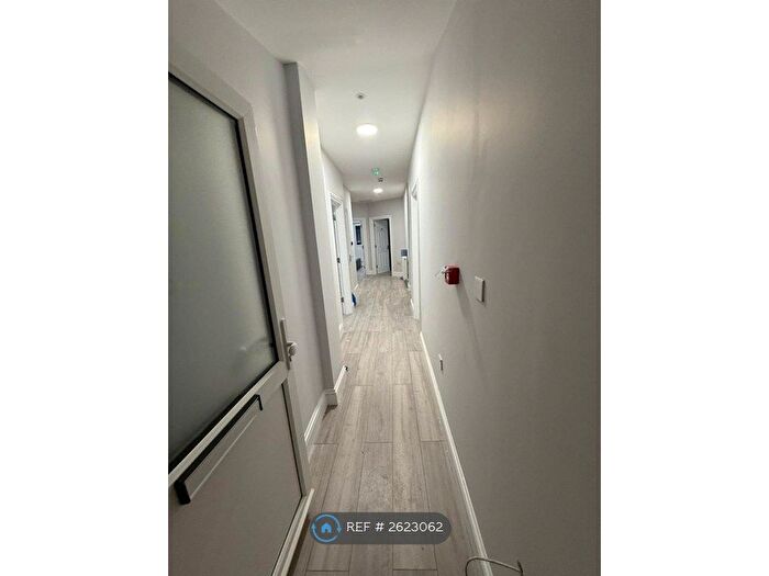 Studio To Rent In Mowbray Road, Cambridge, CB1