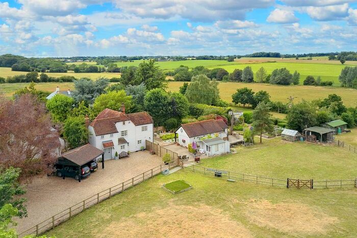 3 Bedroom Detached House For Sale In Stonehill Road, Roxwell, Chelmsford, CM1