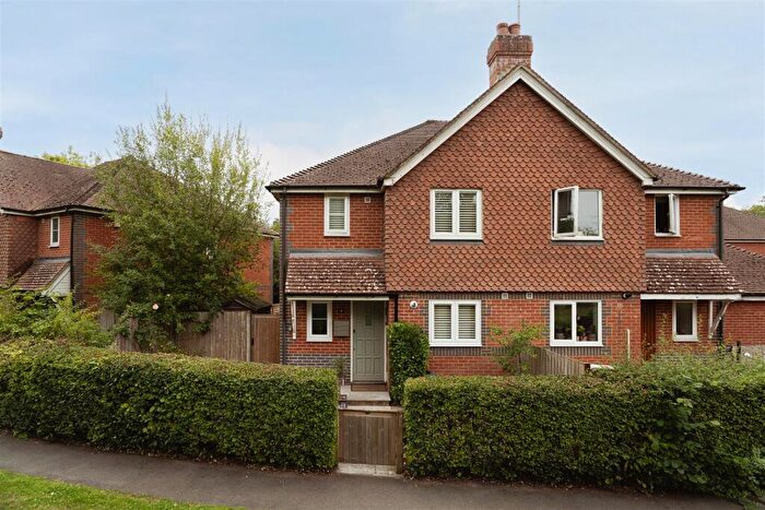 3 Bedroom Semi-Detached House For Sale In Leather Lane, Gomshall, Guildford, GU5