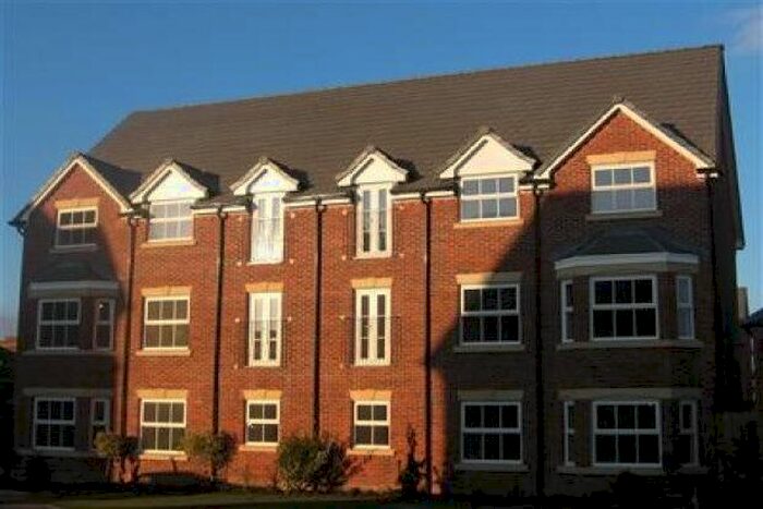 2 Bedroom Flat To Rent In Heys Hunt Avenue, Leyland, PR25