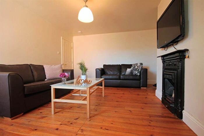 5 Bedroom Maisonette To Rent In Mayfair Road, Jesmond, NE2