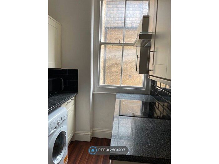 3 Bedroom Flat To Rent In North End Rd, London, W14