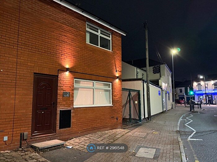3 Bedroom Semi-detached House To Rent In Milton Road, Widnes, WA8