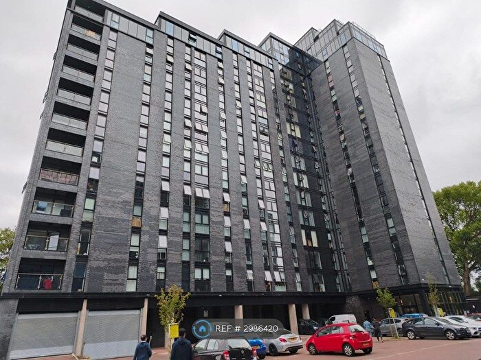 2 Bedroom Flat To Rent In Urban Green, Manchester, M16