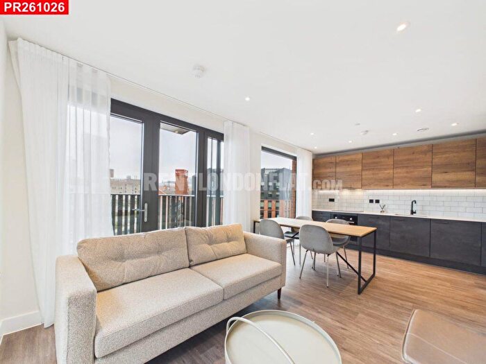 2 Bedroom Flat To Rent In Birmingham – Bedrooms Flat, B4