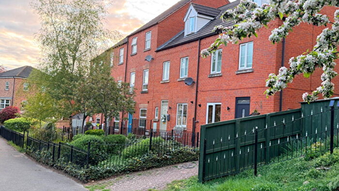 4 Bedroom Town House For Sale In Dorrigan Close, Lincoln, LN1