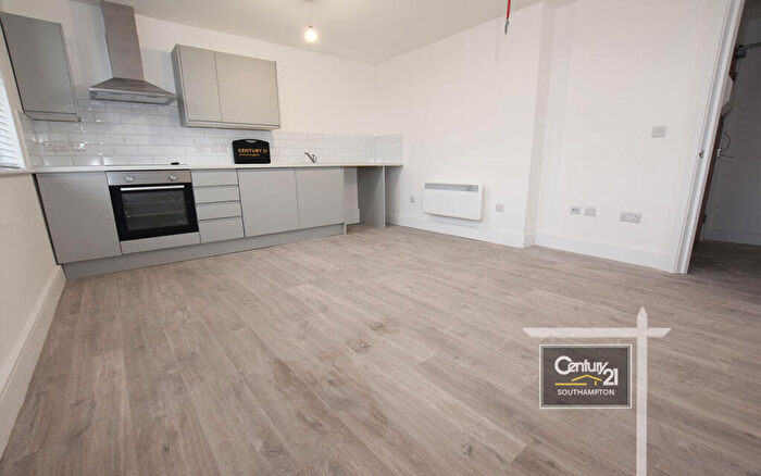 1 Bedroom Flat To Rent In |Ref: |, The Carronades, New Road, Southampton, SO14