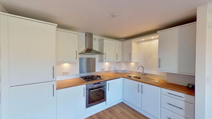 1 Bedroom Flat To Rent In New Mart Gardens, Edinburgh, EH14