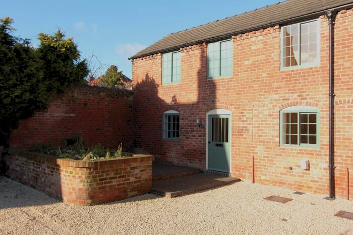 2 Bedroom Semi-Detached House To Rent In Alma Street, Melbourne, DE73