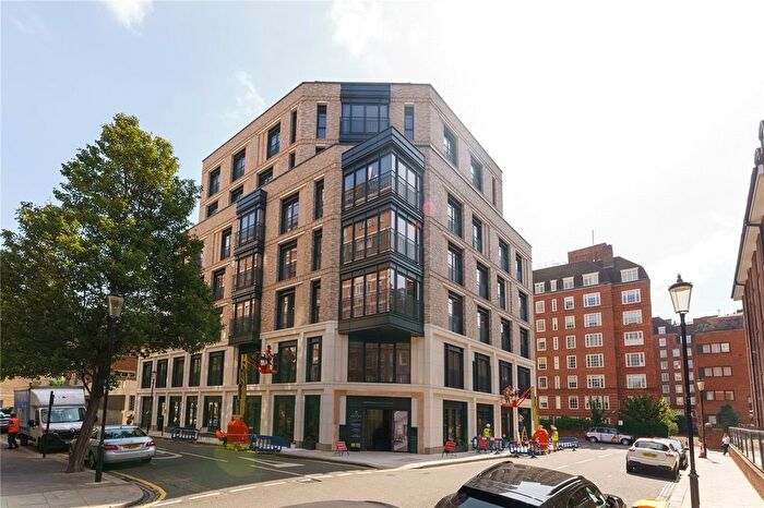 2 Bedroom Flat For Sale In The Lucan, Lucan Place, London, SW3