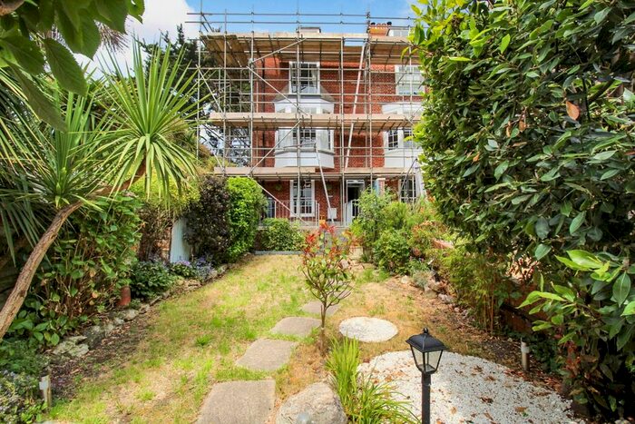 4 Bedroom End Of Terrace House To Rent In Chamberlaine Road, Weymouth, Dorset, DT4