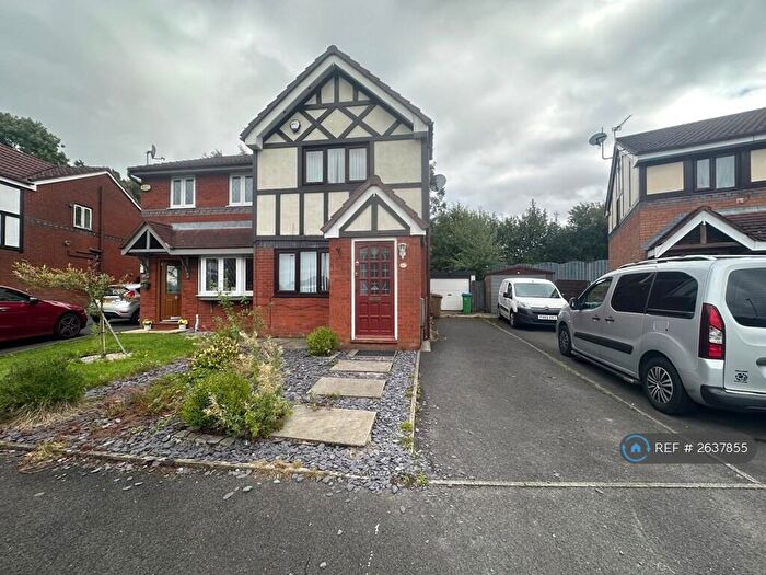 2 Bedroom Semi-Detached House To Rent In Knight Crescent, Middleton, Manchester, M24