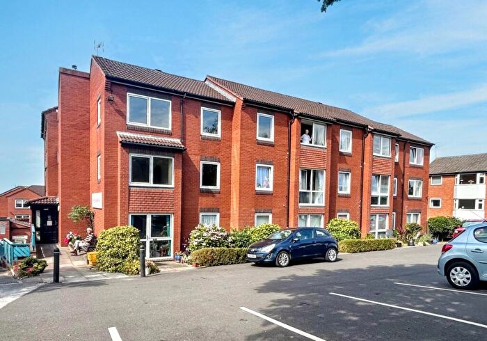 1 Bedroom Flat For Sale In A Homebank House, Bidston Road, Prenton, Merseyside, CH43