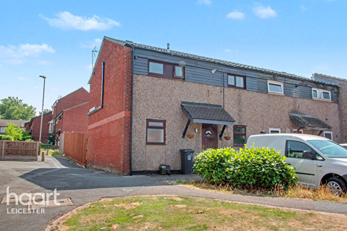 2 Bedroom Semi-Detached House To Rent In Caversham Road, Leicester, LE2