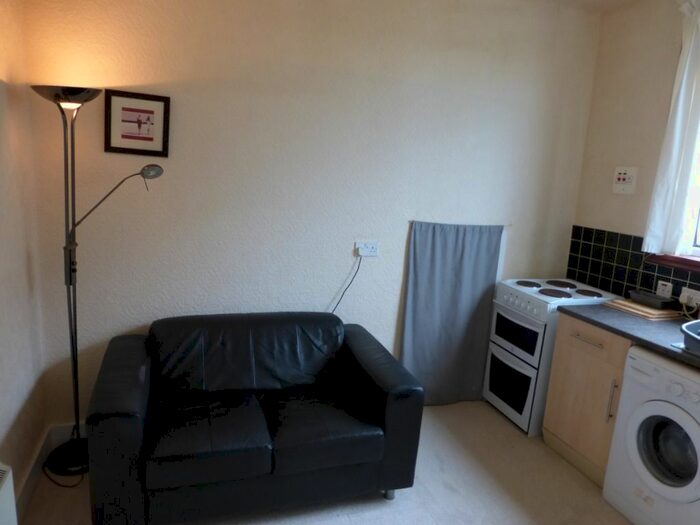 1 Bedroom Flat To Rent In Granton Place, City Centre, Aberdeen, AB10