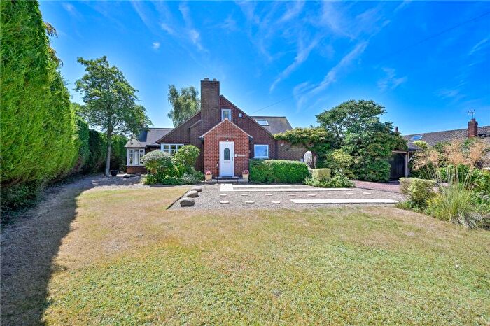 4 Bedroom Bungalow For Sale In Cannock Road, Penkridge, Stafford, Staffordshire, ST19