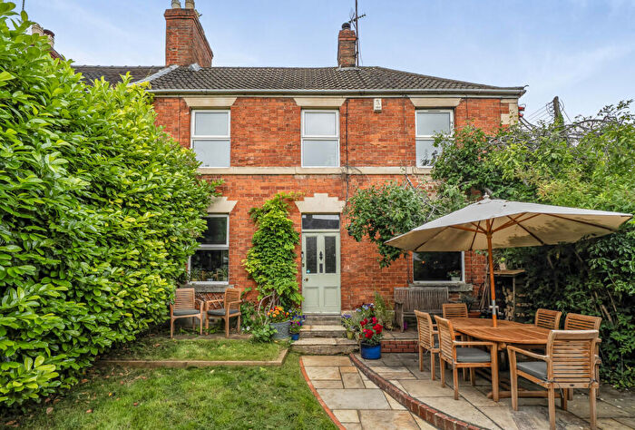 4 Bedroom End Of Terrace House For Sale In Slad Road, Stroud, Gloucestershire, GL5