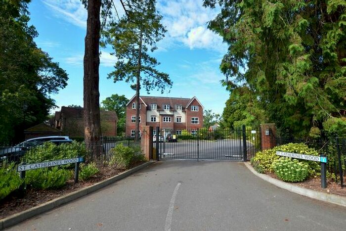 2 Bedroom Flat To Rent In St. Catherines Wood, Camberley, GU15