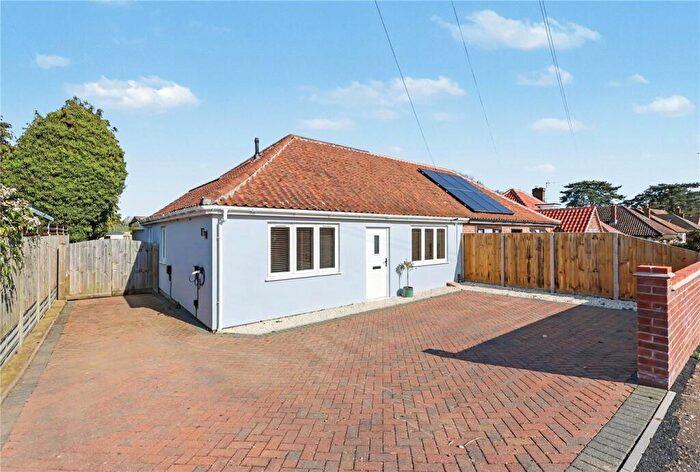 4 Bedroom Bungalow For Sale In Kinsale Avenue, Hellesdon, Norwich, Norfolk, NR6
