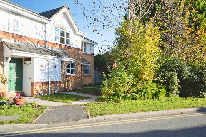2 Bedroom Terraced House For Sale In Denbeigh Place, Reading, RG1