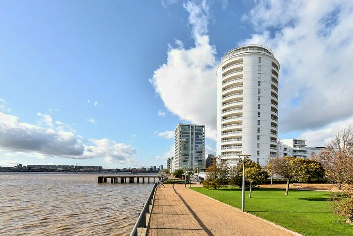 2 Bedroom Flat To Rent In Barrier Point, Royal Docks, Pontoon Dock, London, E16