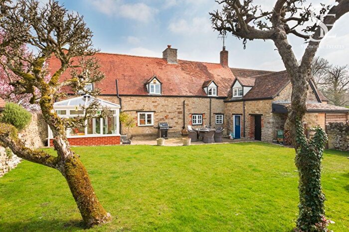 6 Bedroom Cottage For Sale In Church Lane, Dry Sandford, OX13