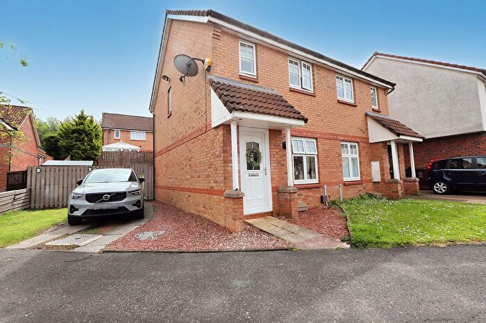 2 Bedroom Semi-Detached House For Sale In Lammermuir Way, Chapelhall, ML6