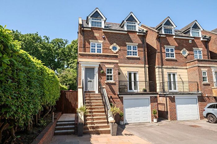4 Bedroom Detached House For Sale In Old Cricket Mews, Banister Park, Southampton, Hampshire, SO15