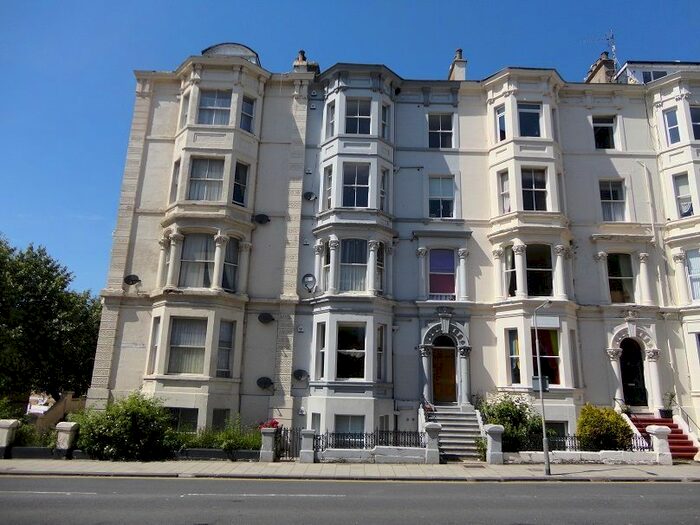 2 Bedroom Flat To Rent In Albion Road, Scarborough YO11