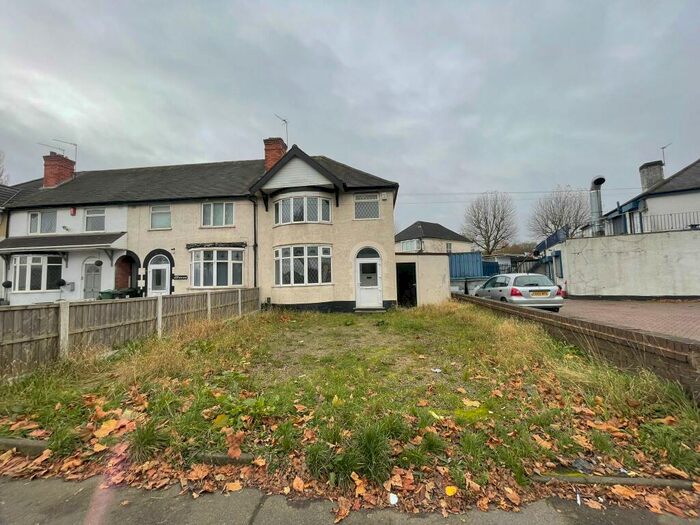 3 Bedroom End Of Terrace House To Rent In Birmingham New Road, Dudley, DY1