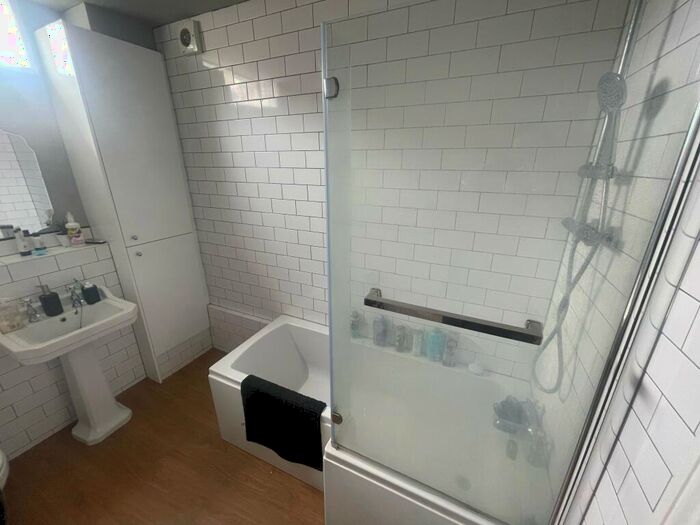 1 Bedroom Flat To Rent In Plains Of Waterloo, Ramsgate, CT11