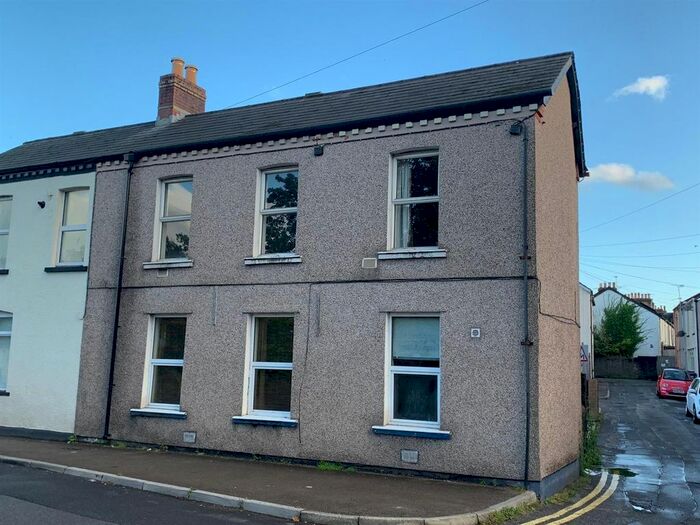 1 Bedroom Flat To Rent In Bridge Street, Griffithstown, Pontypool NP4